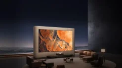 Formovie Theater Premium Vidéoprojecteur 4K à triple laser et ultra-courte focale avec Google TV et Netflix certifiés