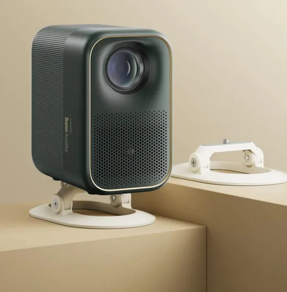 Formovie Xming Page Two Vidéoprojecteur Full HD tout-en-un pour home cinéma intelligent avec Google TV et certification Netflix