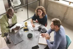 Jabra Speak2 75 Solution mains libres USB mobile pour les plates-formes UC