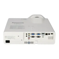 Panasonic LCD Videoprojecteur 3 300 ANSI Lumen