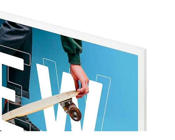 Samsung EM32DX écran couleur E-Paper 32 pouces avec technologie E Ink Spectra 6 Color ePaper et design ultrafin