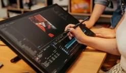 Wacom Cintiq 24 Écran à stylet (édition Entreprise pour les entreprises)